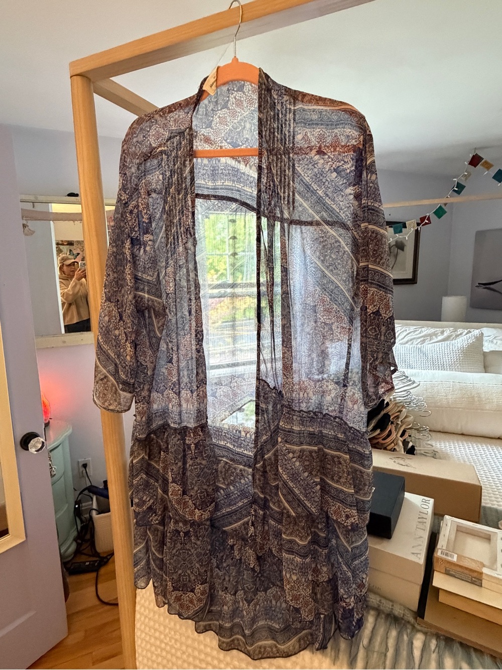 Abercrombie & Fitch Navy and Brown Paisley Sheer boho kimono ~ festivals